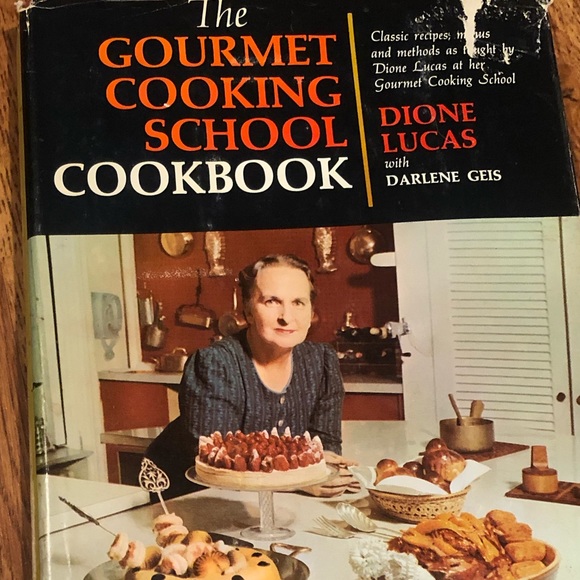 Vintage 1964 The Gourmet Cooking School Cookbook Dione Lucas Hardcover - Picture 2 of 11